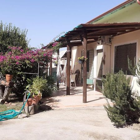 Villa Isuedda Marrùbiu Exterior foto